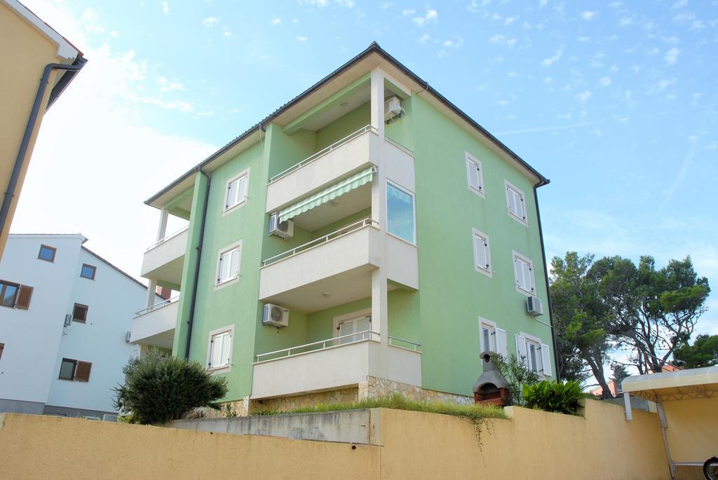 Apartments Green Village Premantura Bagian luar foto